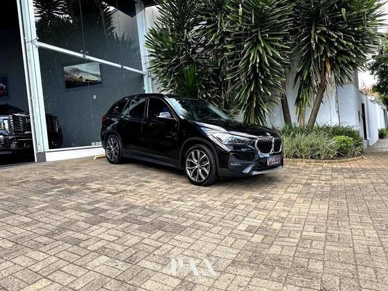 BMW X1 2.0 16V TURBO ACTIVEFLEX SDRIVE20I GP 4P AUTOMÁTICO BMW X1 2.0 16V TURBO ACTIVEFLEX SDRIVE20I GP 4P AUTOMÁTICO
